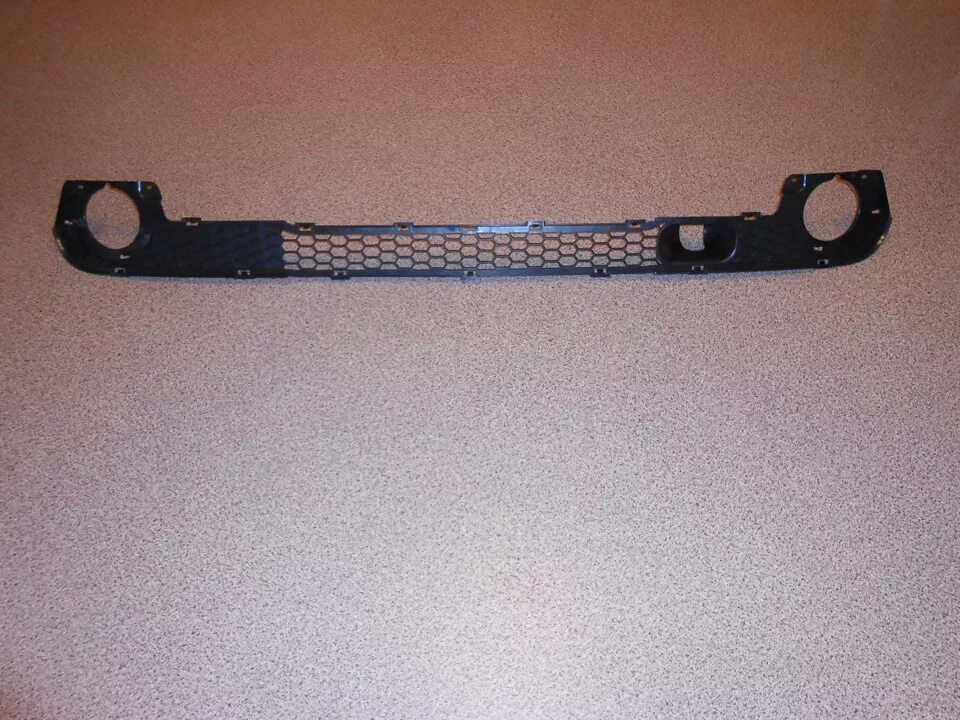 Решетка 902 шевроле нива. Решетка бампера нива шевроле. Обр. Решетка в бампер нива тревал. Нижняя решетка нива шевроле.