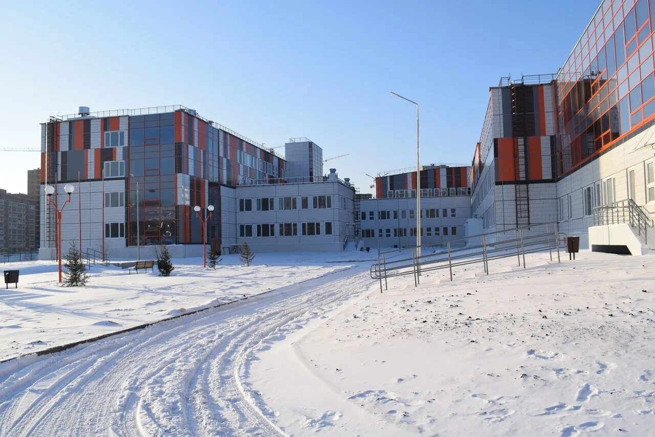 Новая школа на Пашенном Красноярск. Школа 158 грани Красноярск. Новая школа Красноярска 158. Школа новая на Пашенном Красноярск 158.