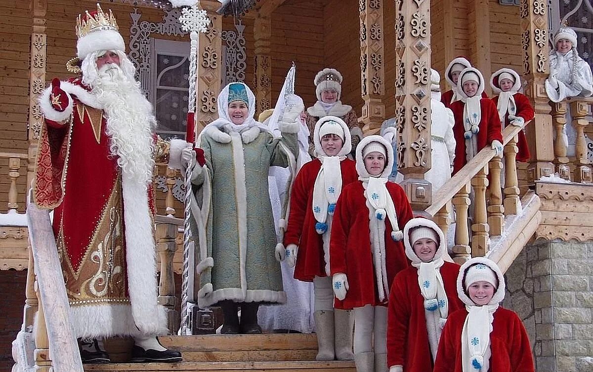 Великий устюг усадьба деда. Родина деда мороза великий устюг. великий устюг резиденция деда мороза. вологда дед мороз великий устюг. вотчина деда мороза вологодская область.
