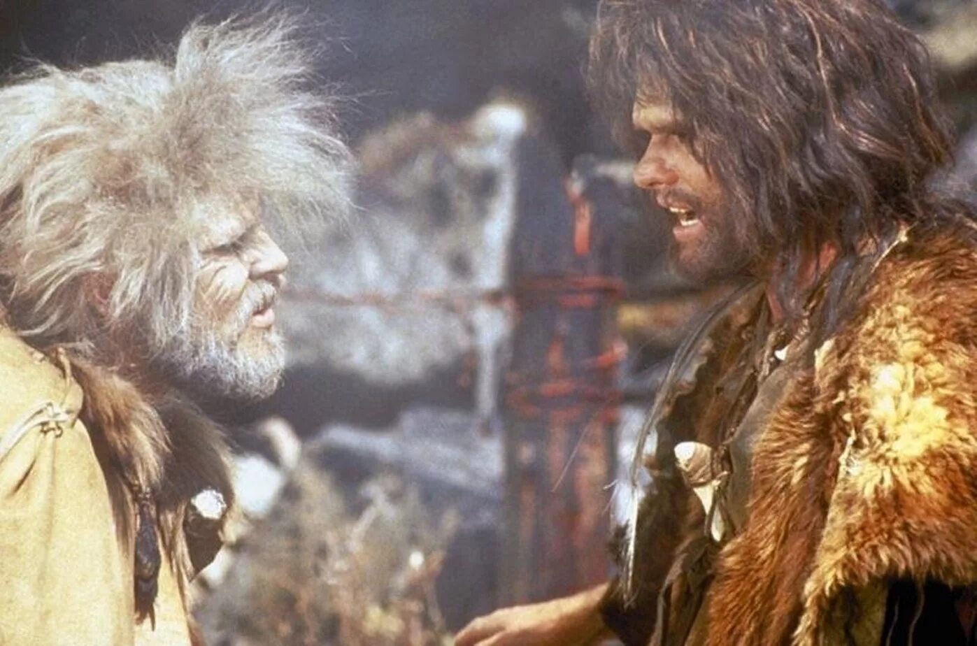 Клан пещерных. Клан пещерного медведя 1986 дэрил ханна. Фильм клан пещерного медведя 1986. Клан пещерного медведя фильм. Клан пещерных.