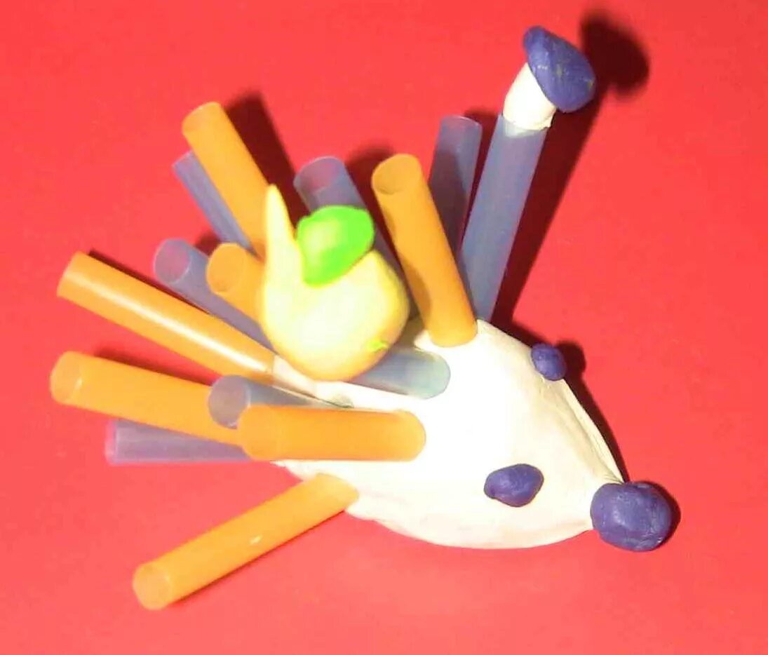 Аппликация из коктейльных трубочек. Поделки из трубочек для коктейля. Поделки из соломинок. Поделки из пластмассовых трубочек. Игрушки из трубочек для коктейля.