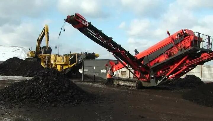 ооо солнцевский угольный разрез. угольный разрез сахалинская область углегорский район. добыча угля в сахалинской области. угольное сахалин. угольная промышленность сахалинской области.