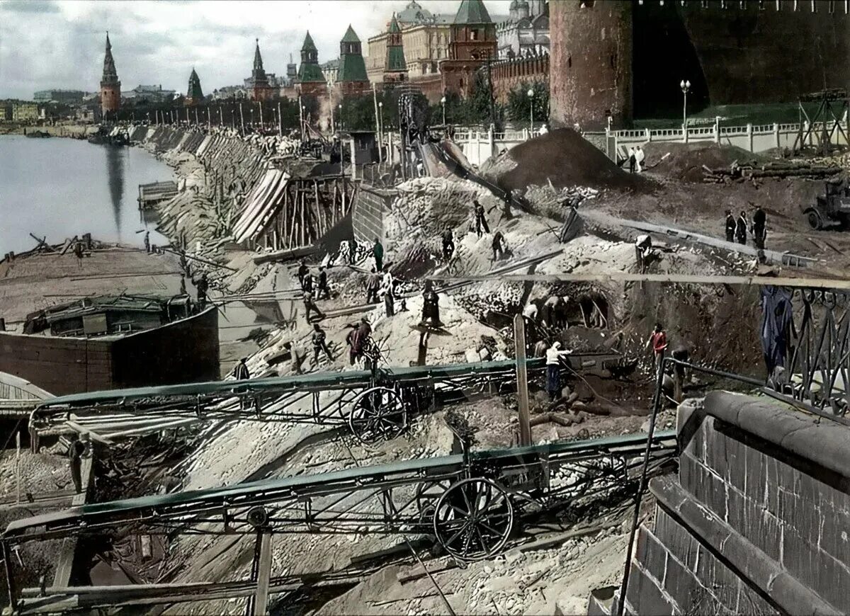 Как строилась старая