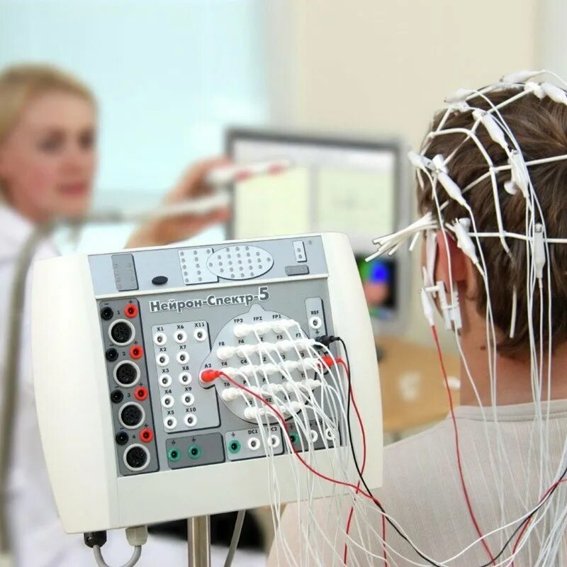 Медицинский центр мозга. Электроэнцефалография. ЭЭГ. ЭЭГ аппарат. Электроэнцефалограф.