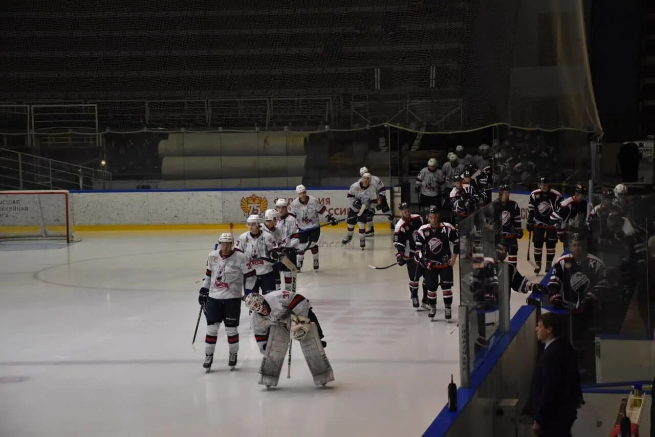 Дизелист хоккей 1995. Динамо гаи нижний новгород хоккей. Кубок губернатора пермского края на льду 1996г. Хк чебоксары юниор. Кристалл счет.