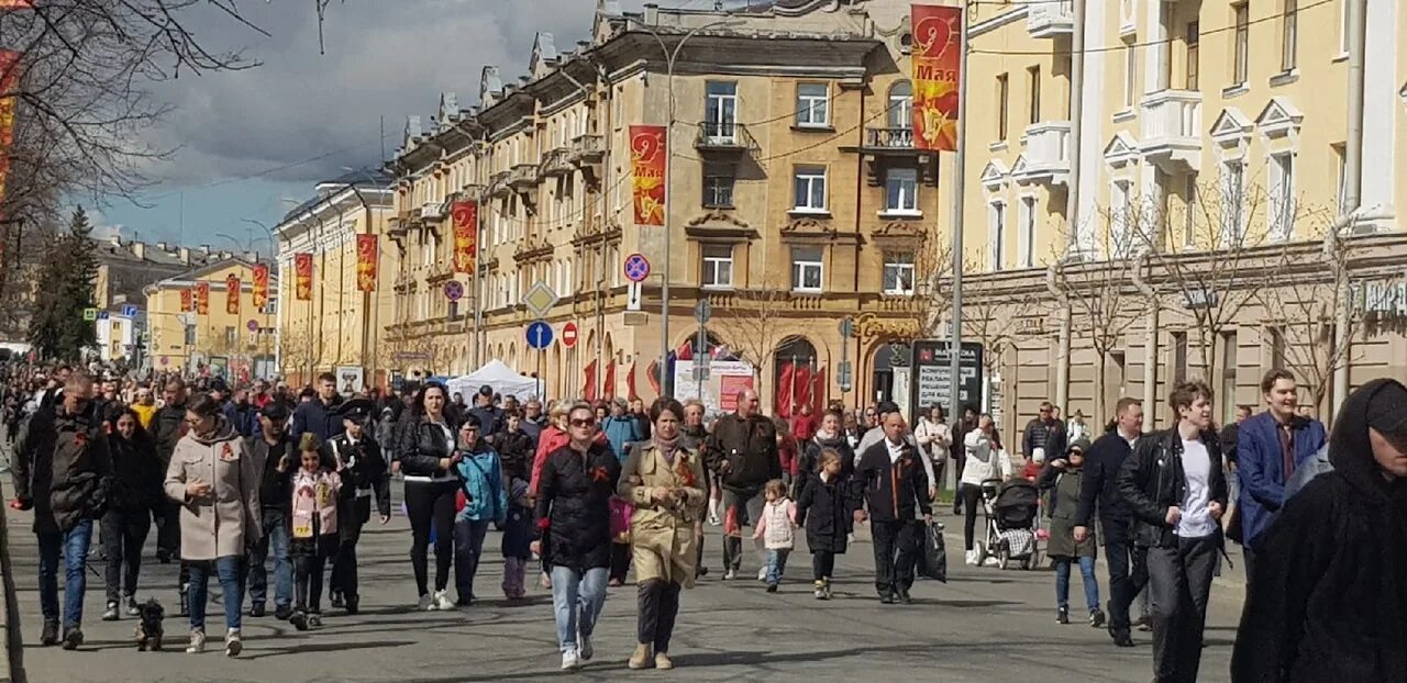 1 мая петрозаводск. 9 Мая 2022 Петрозаводск. День Победы в Петрозаводске. Парад Победы Петрозаводск. Петрозаводск май.