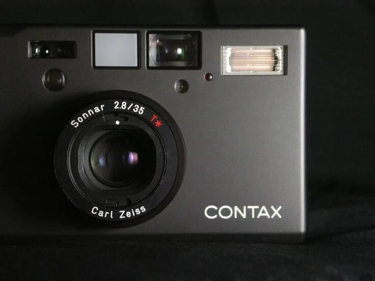 Фотоаппарат contax цифровой. Contax carl zeiss sonnar 2. Ricoh пленочный фотоаппарат. Contax 35mm. Contax 35mm.