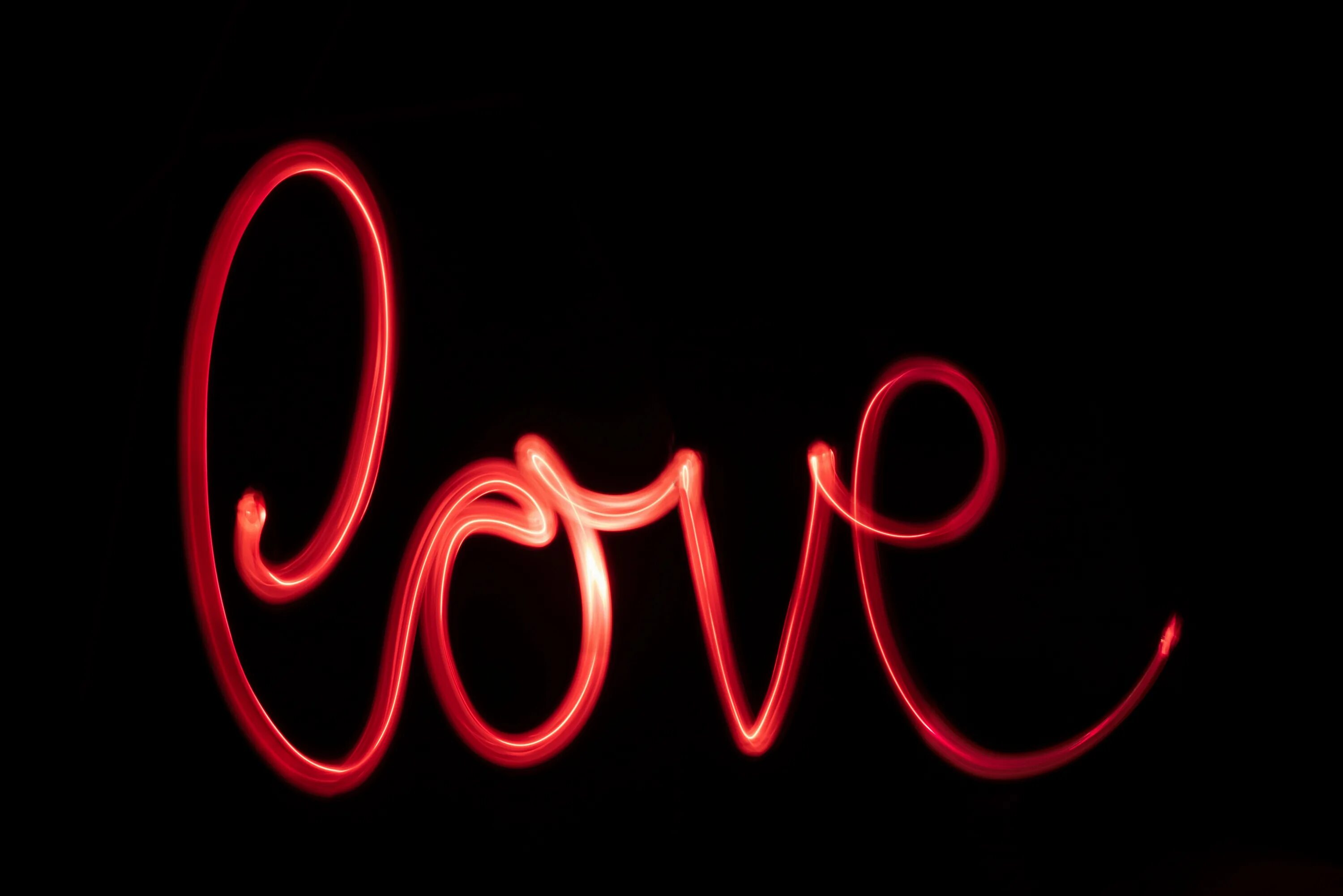 Гибкий неон лове. Неоновые лампы эстетика. I love you неон. Neon love. Neon love.