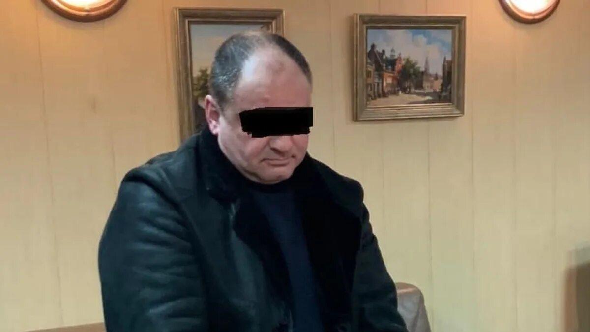 Депутатов арестовывают. Саратовский депутат бондаренко арестован. Пашов депутат сахалинской. Депутатов арестовывают. Арест бондаренко саратов.