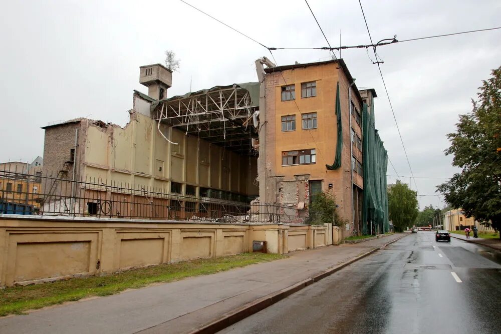 Улице курчатова 14. Мсэ красноярск. Ниипт санкт-петербург. Курчатова 16 казань. Заброшенный нии постоянного тока.