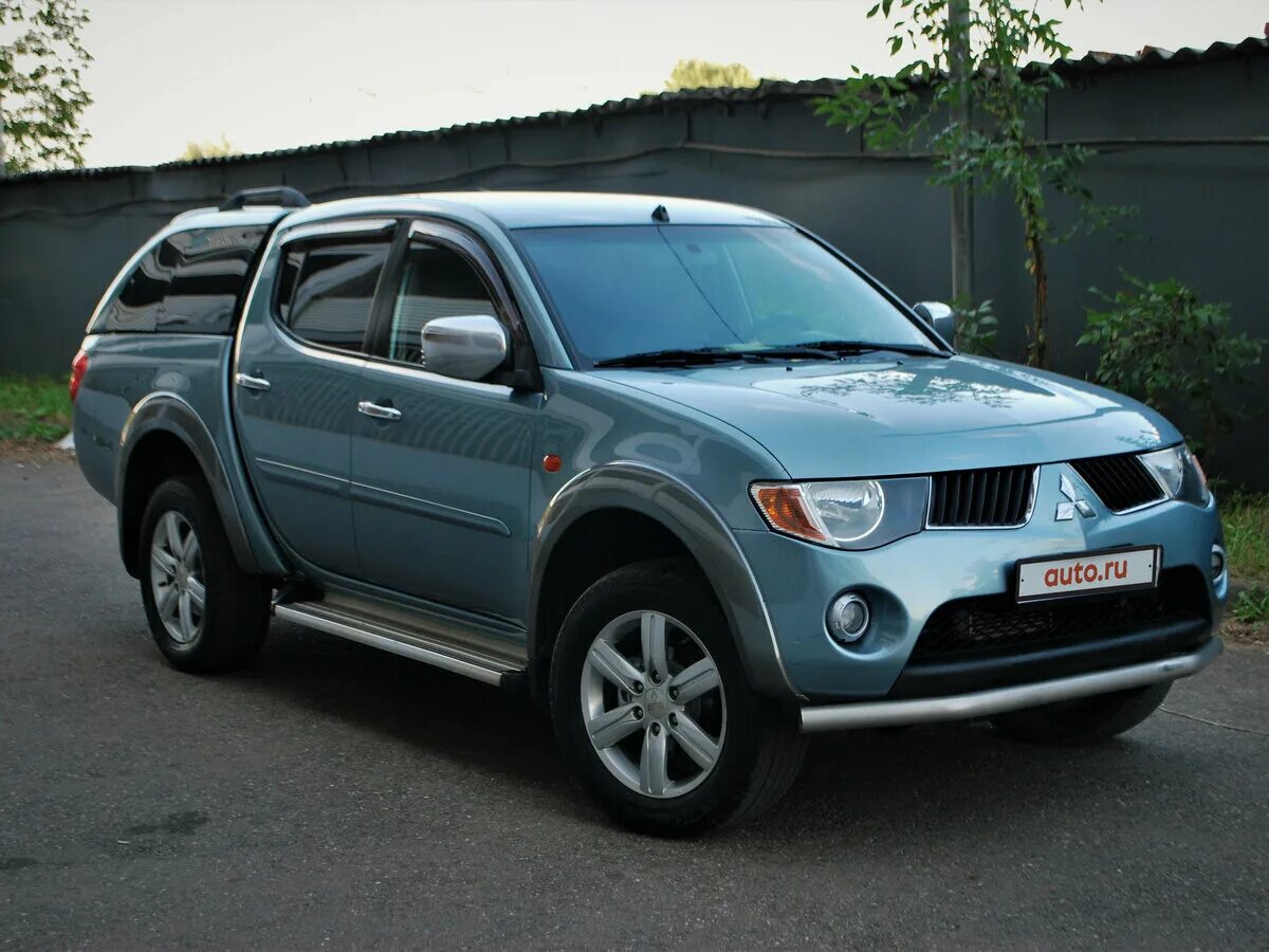 Купить мицубиси 2007. Mitsubishi l200. Митсубиси л200. Мицубиси 200. Митсубиси л200 2007.