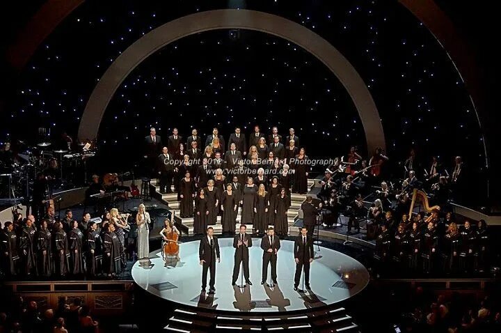 Show orchestra. Tenor. Luna the Canadian Tenors клон. 10 Tenors. The Tenors Band.