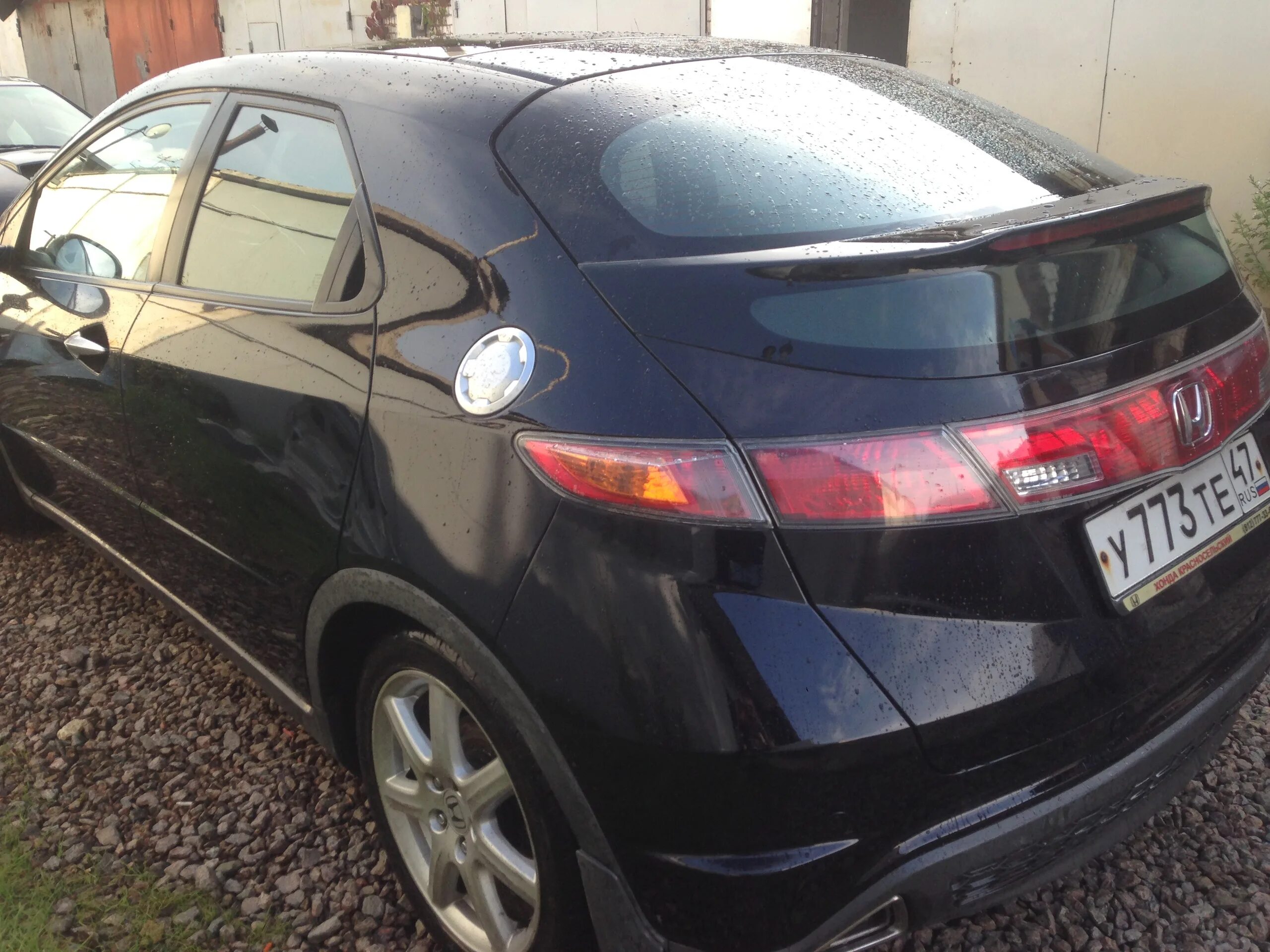Civic 5d стекло. Honda civic 5d 2007. honda civic 5d 2008 капот карбон. парктроник цивик 5д. защита хонда цивик 5д 2008.