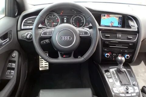 Открыть audi a4