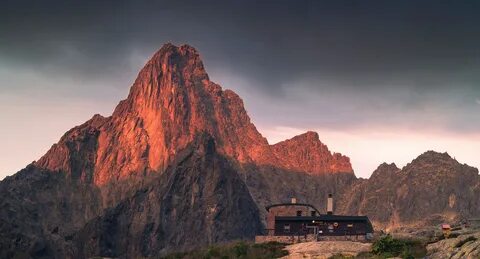 Deep mountains