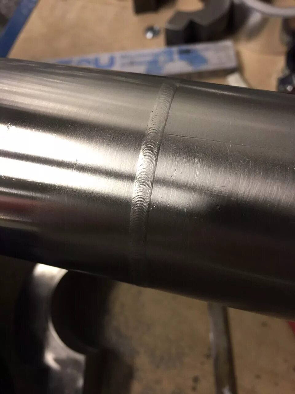 Выхлопная система из нержавейки аргоном. Сварка трубы нержавейки электродом. Tig сварка нержавейки. Сварка труб d8 из нержавейки. Сварка аргоном тонкостенных труб нержавейки технология.