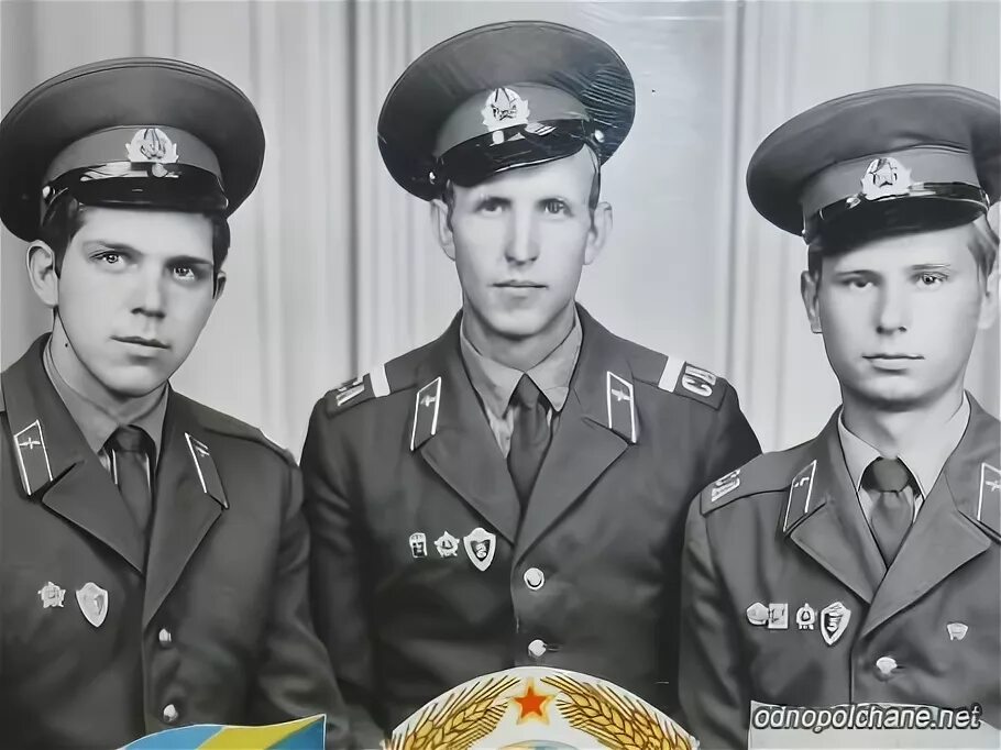 8 роты 217 полка вдв болград. Вдв спецназ вдв - голубые береты. Найти сайты комендатура десантного обеспечения. Военный самолет для десанта. Найти сайты комендатура десантного обеспечения.