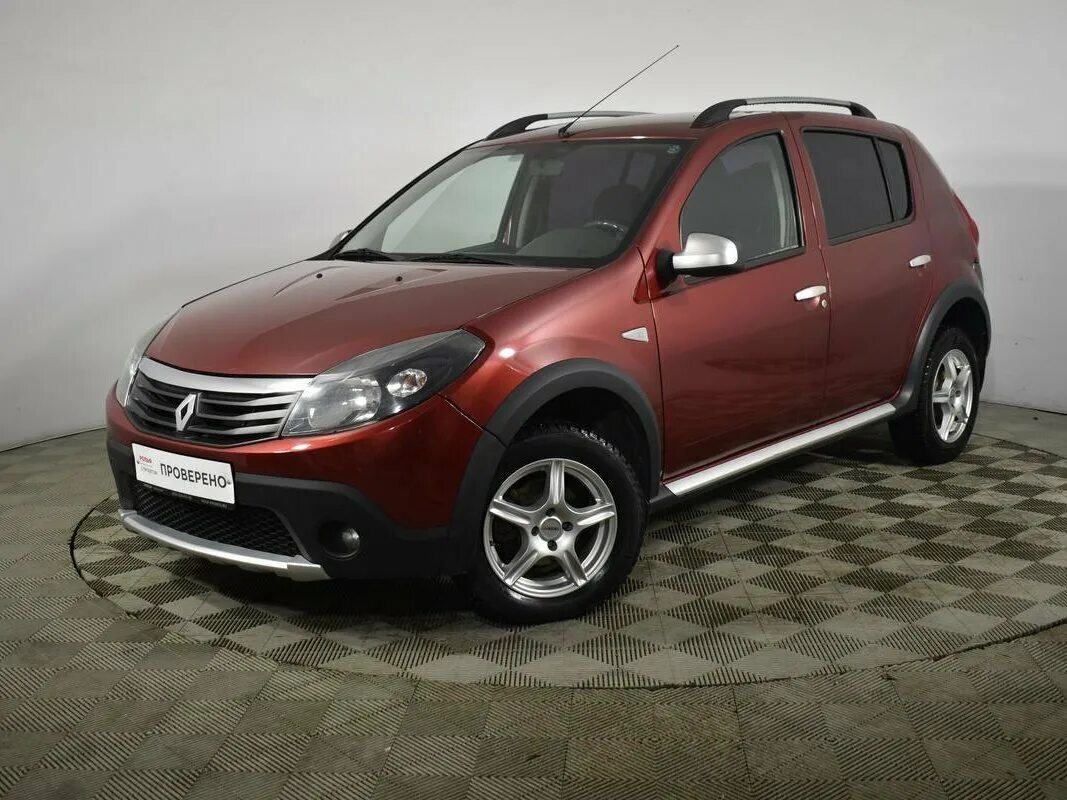 Купить б/у Renault Sandero I Stepway 1.6 MT (84 л.с.) бензин механика в Санкт-Пе