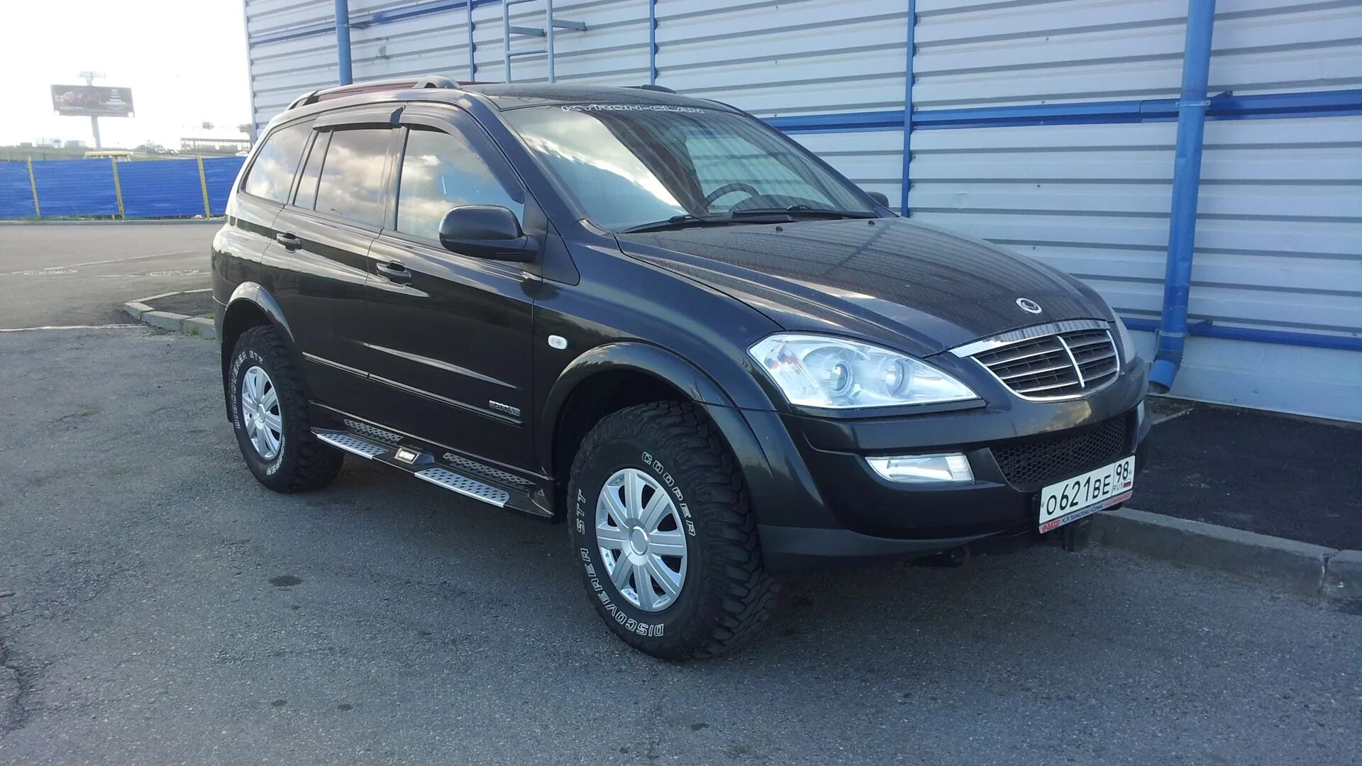 Саньенг Кайрон 2. SSANGYONG Kyron 2.0 дизель. ССАНГЙОНГ Кайрон 2.0. ССАНГЙОНГ 2009 Кайрон дизель. Кайрон россия