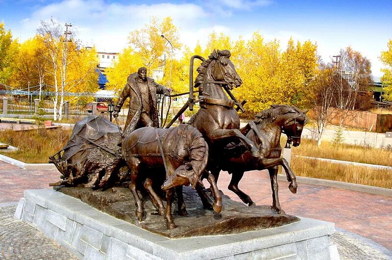 памятник ямщикам город ленск. памятник кони на манежной площади. ленск памятник тройка. ленск памятник тройка. фонтан тройка лошадей в москве битца.