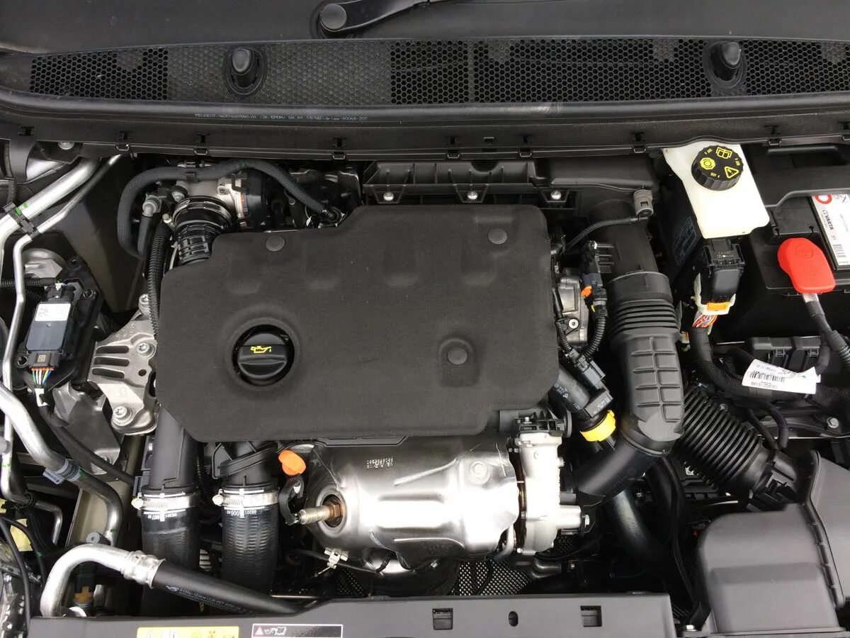Peugeot 308 двигатель. Пежо 308 двигатель 1.6 120 л.с. 1.5 HDI Peugeot 308. 1.6 HDI 120 Л.С. Двигатель на пежо 308 купить