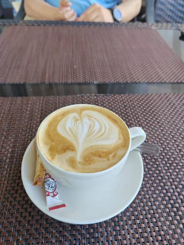 итальянский капучино. белгород капучино off вк. почему капучино. почему капучино. эспрессо латте капучино американо разница.