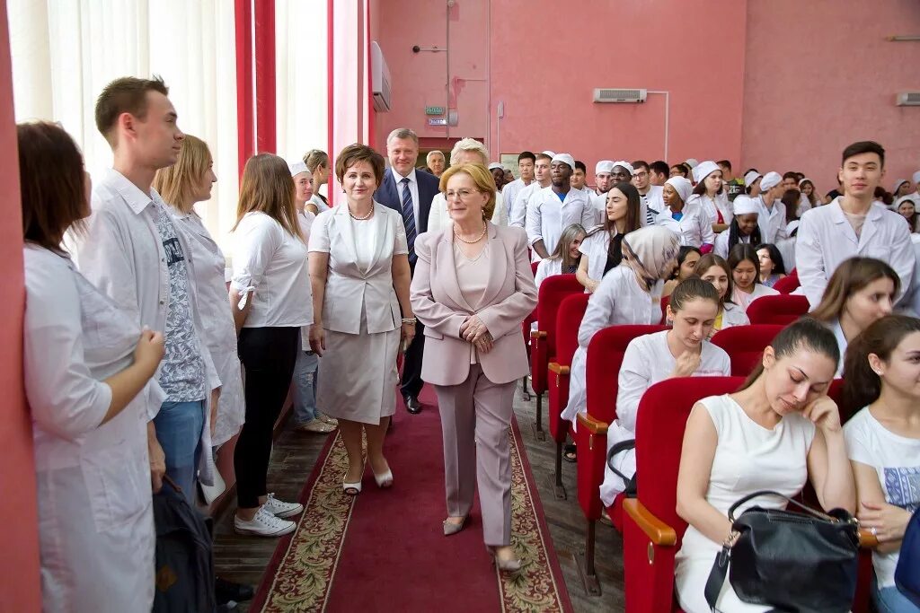 Сайт астраханский медицинского университета. Мед институт Астрахань. АБМК Астрахань. Астраханский АБМК базовый медицинский. Астраханский медицинский колледж.