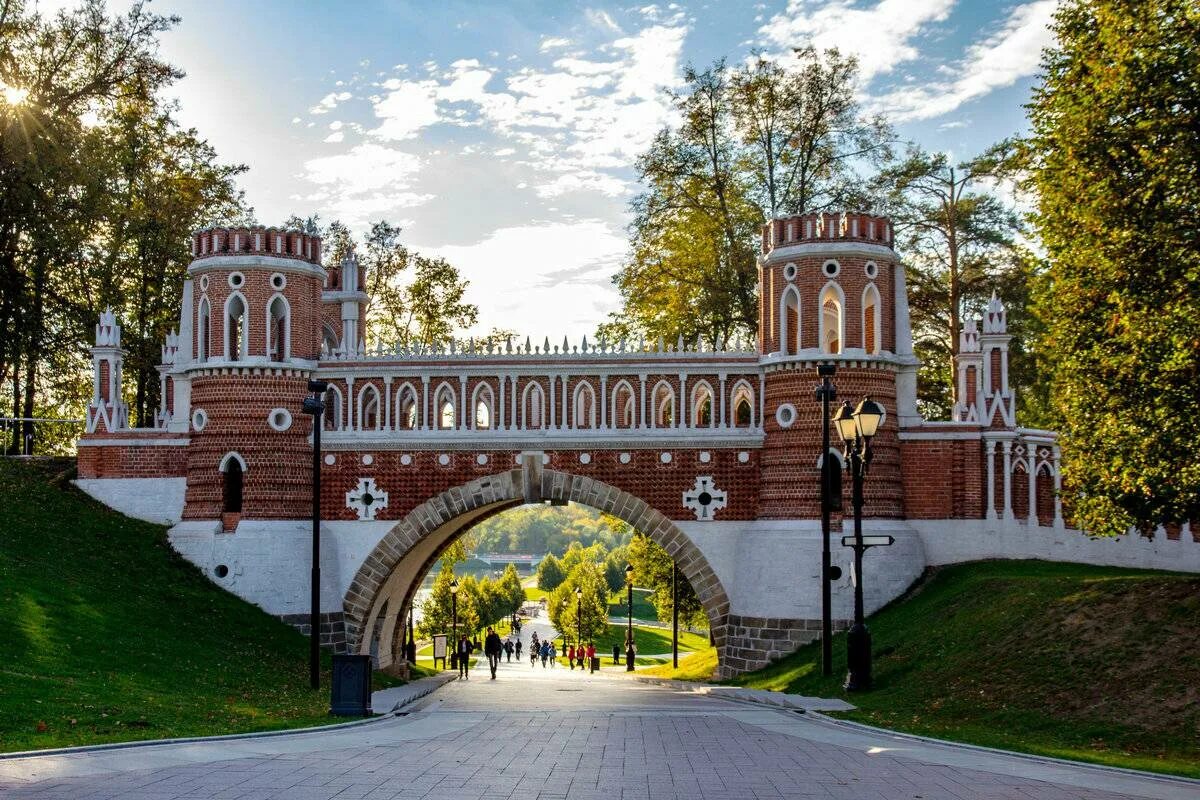 Парк царицыно часы. Царицыно музей-заповедник. Музей усадьба Царицыно. Парк музей Царицыно в Москве. Царицынский музей заповедник.