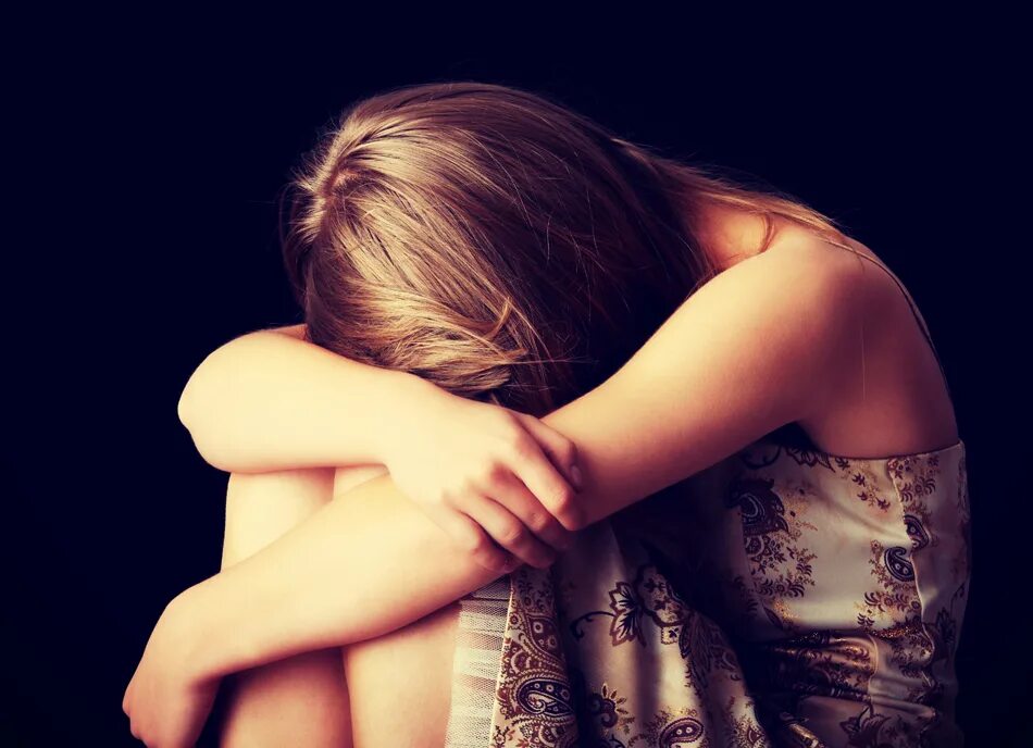 Фотопортреты детей в студии. Плачущая девочка. Плачущая девочка. Грустная девочка. Развращение девушки.