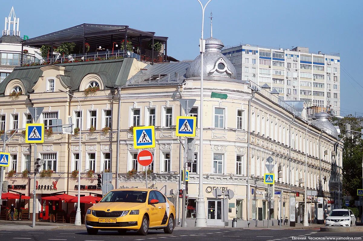 Кропоткинская. Гоголевский бульвар москва дом 3. Б-р. Гоголевский бульвар 3. Гоголевский бульвар-пречистенка.