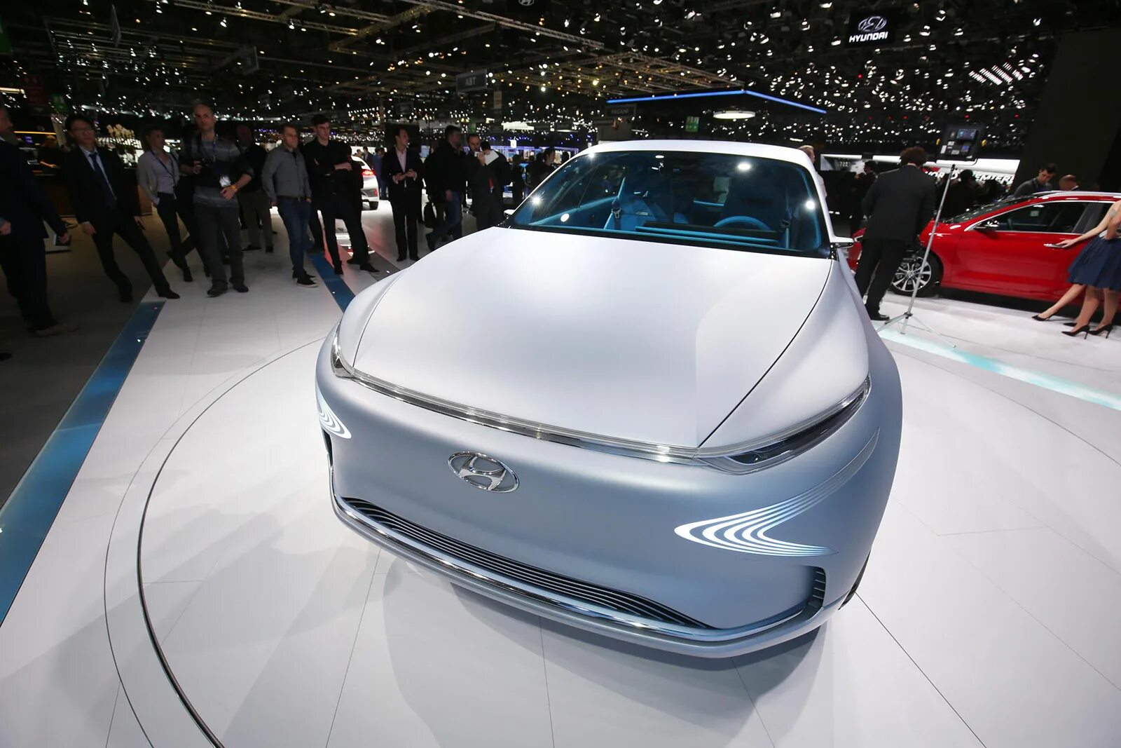 Hyundai Fe fuel Cell Concept. Хендай fuel Cell. Хендай концепт водородный. Солярис концепт.