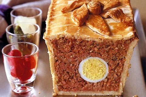 Мясной хлеб с яйцом