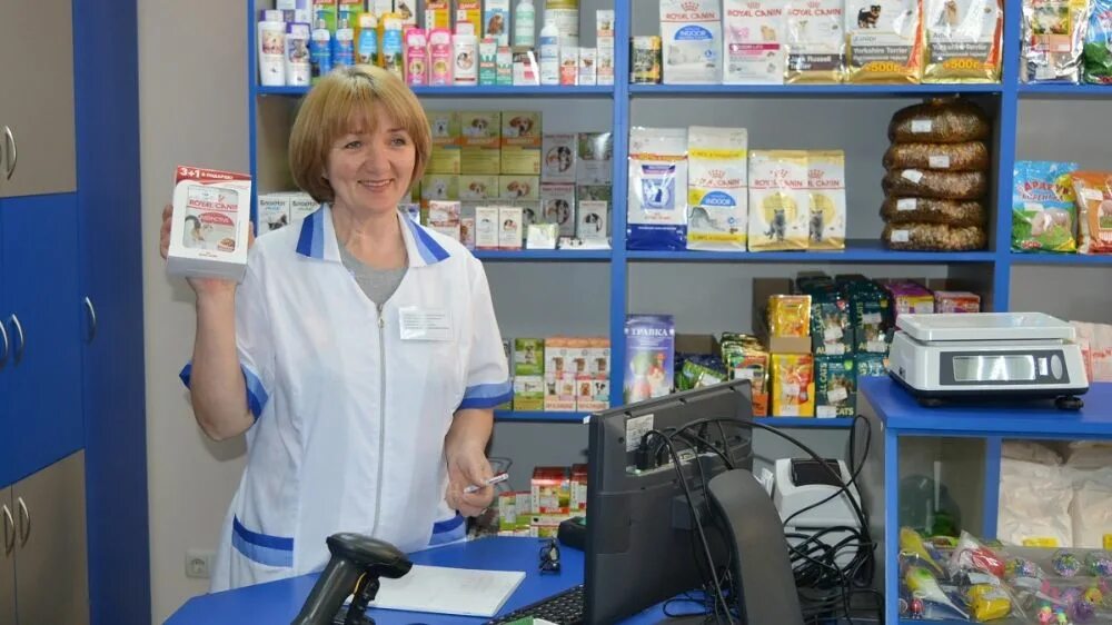 Работа в ветеринарной аптеке. Работа в ветеринарной аптеке. Оборудование ветеринарной аптеки. Ветаптека баннер. Работа в ветеринарной аптеке.