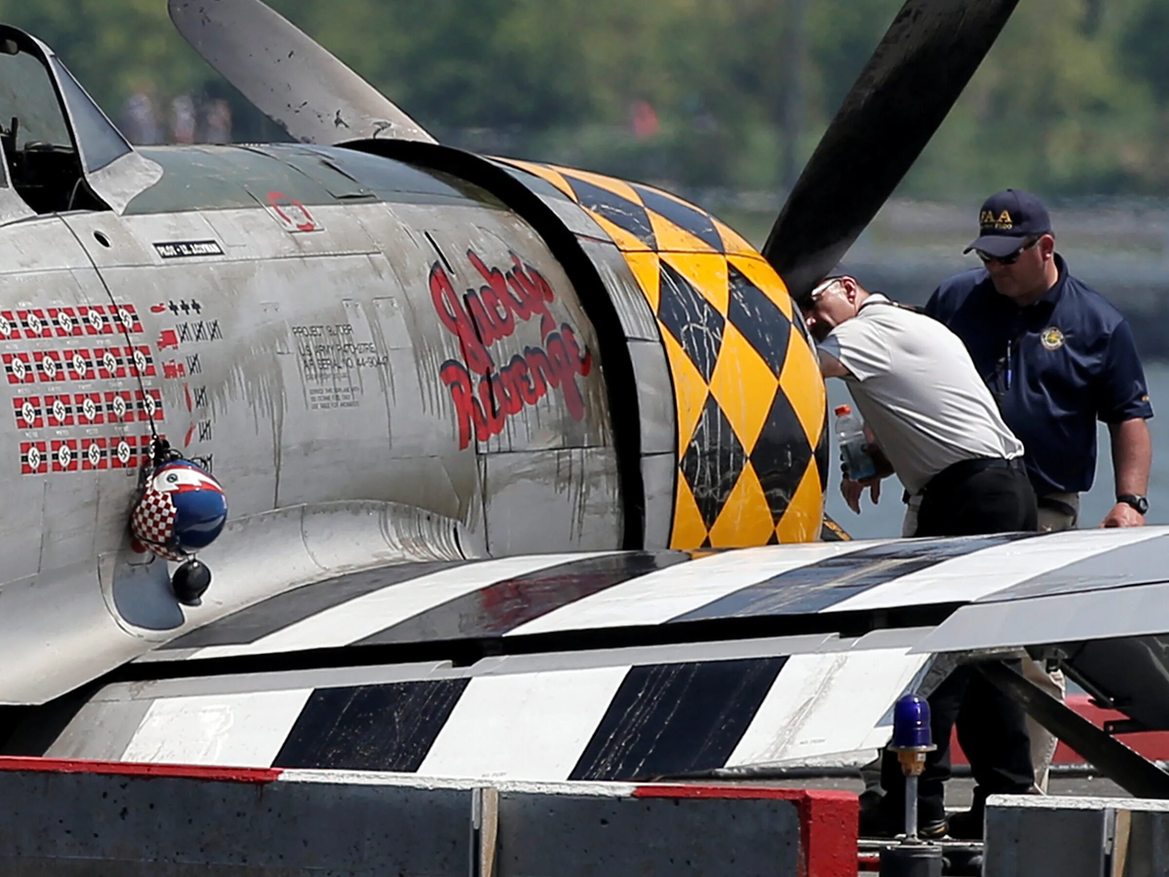 Hudson plane crash. Hudson River crash. P-47 С повреждениями.