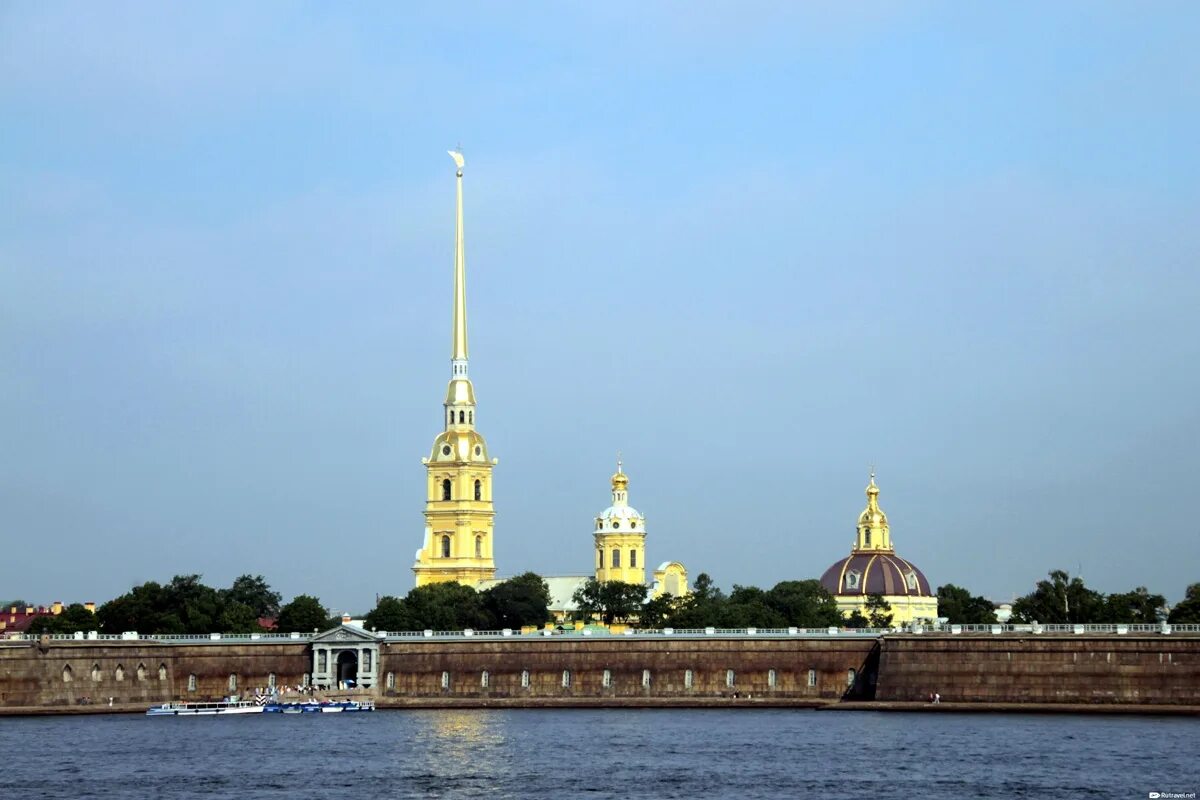 Петропавловская крепость в санкт петербурге работает. Петропавловская крепость в санкт-петербурге. питер достопримечательности петропавловская крепость. 3. петропавловская крепость. санкт- петербург петропа́вловская кре́пость.