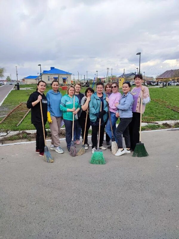 Подмели дорожки. Валеева д р. Заведующий дс 7 звездочка п. Сарибек депутат сочи. Семинар ндс.
