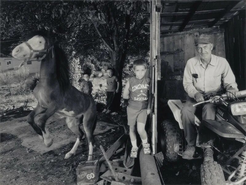 Канал другая америка. Другая америка. другая америка фото. appalachian family. самарские фото американского фотографа.