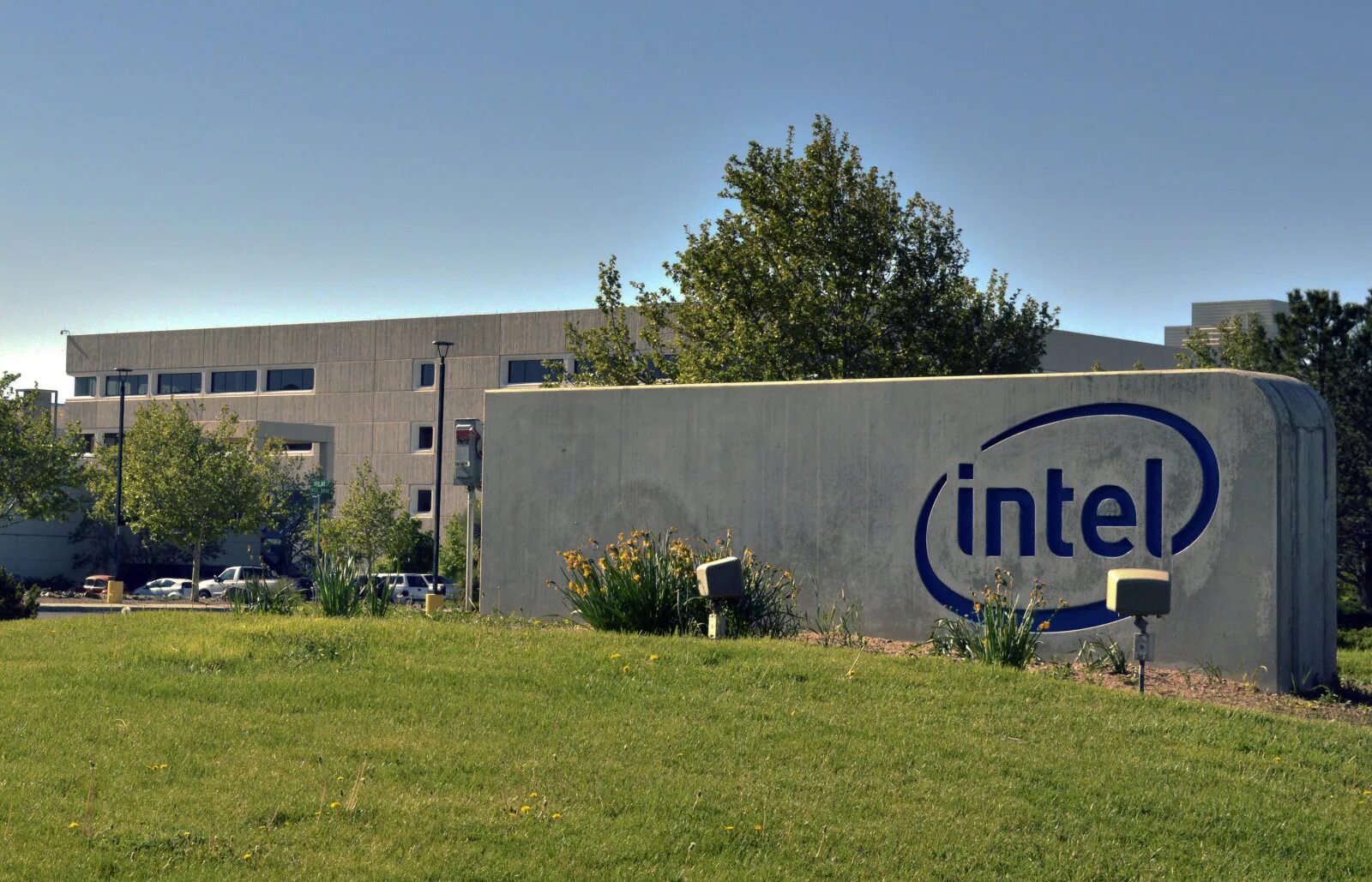 Intel шт. Корпорация intel. здание интел. главный офис интел. офис компании intel.
