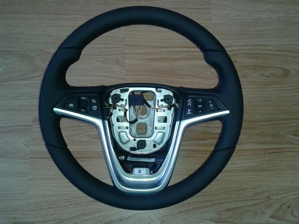 Установка кожанного мульти руля. - Opel Astra J, 1,6 л, 2011 года тюнинг DRIVE2
