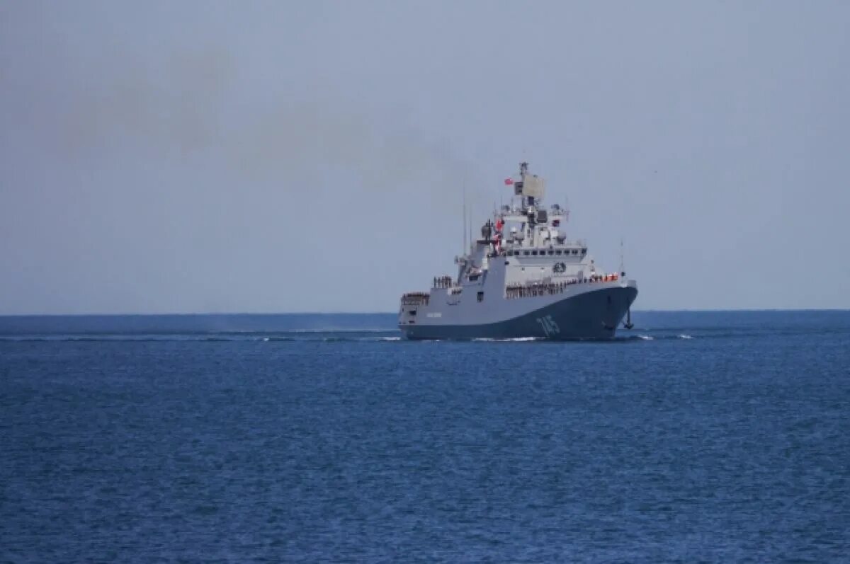 Корабли боевые корабли. Российские корабли в черном море. Коридор на судне. Китайские морские учения 2022. Российские корабли официально вошли в красное море.