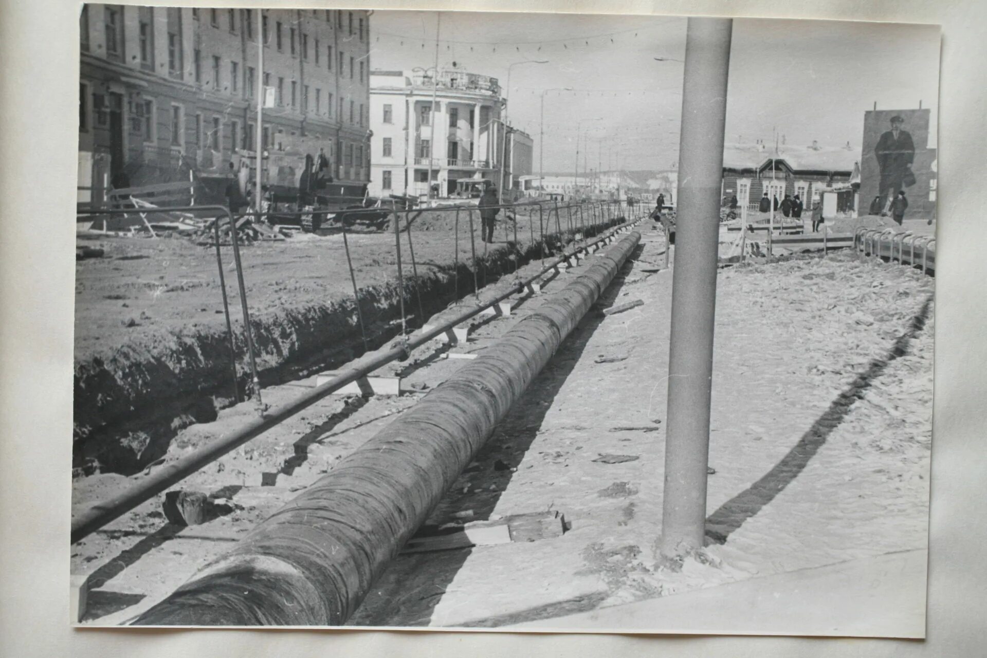 Какой нефтепровод был построен в 1960 е. Поселок Газовиков Якутск. Старая фотография газопровода. Таас-Тумус - Якутск. Строительство газопровода Таас Тумус.