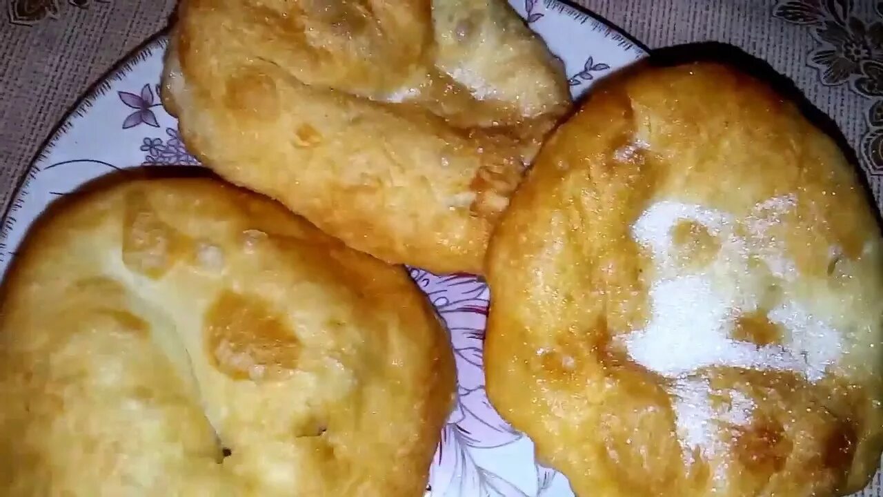 Тесто биши. Биши армянская. биши армянская выпечка. биши еда.