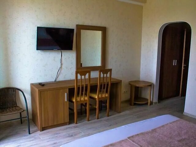 Otel "Aristokrat" Anapa Krasnodar Krai: цены на проживание, отзывы туристов, адр