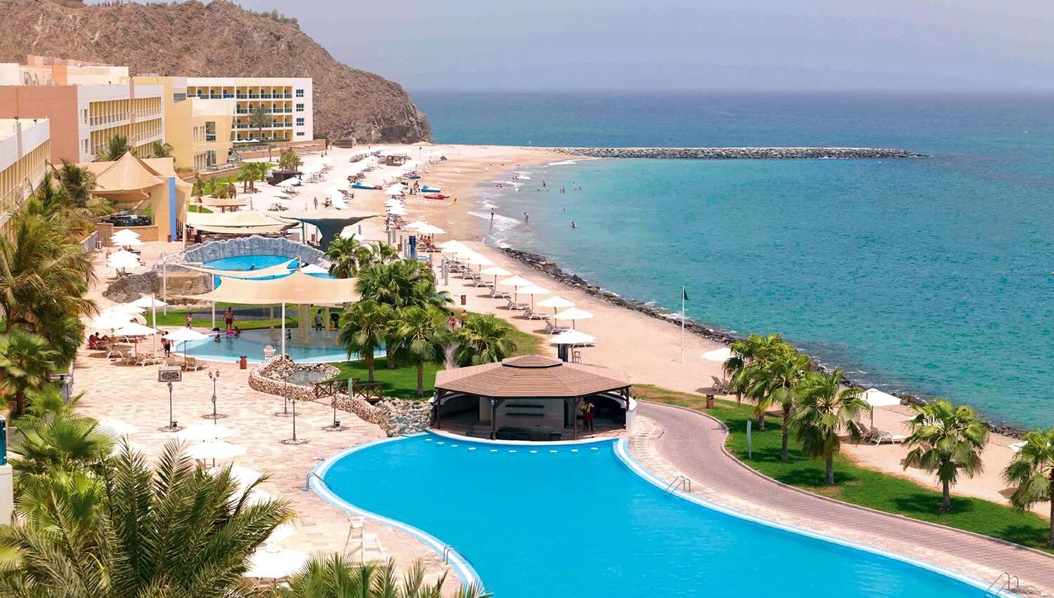 Radisson blu resort 5 оаэ фуджейра. Рэдиссон блу резорт фуджейра 5. radisson blu resort fujairah фото. the radisson blu resort fujairah 5* фуджейра, 50 м до моря. radisson blu resort galle 5*.