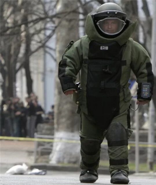 Броня сапера. Костюм сапера eod 9. Саперный бронекостюм. Броня сапера. Броня сапера.
