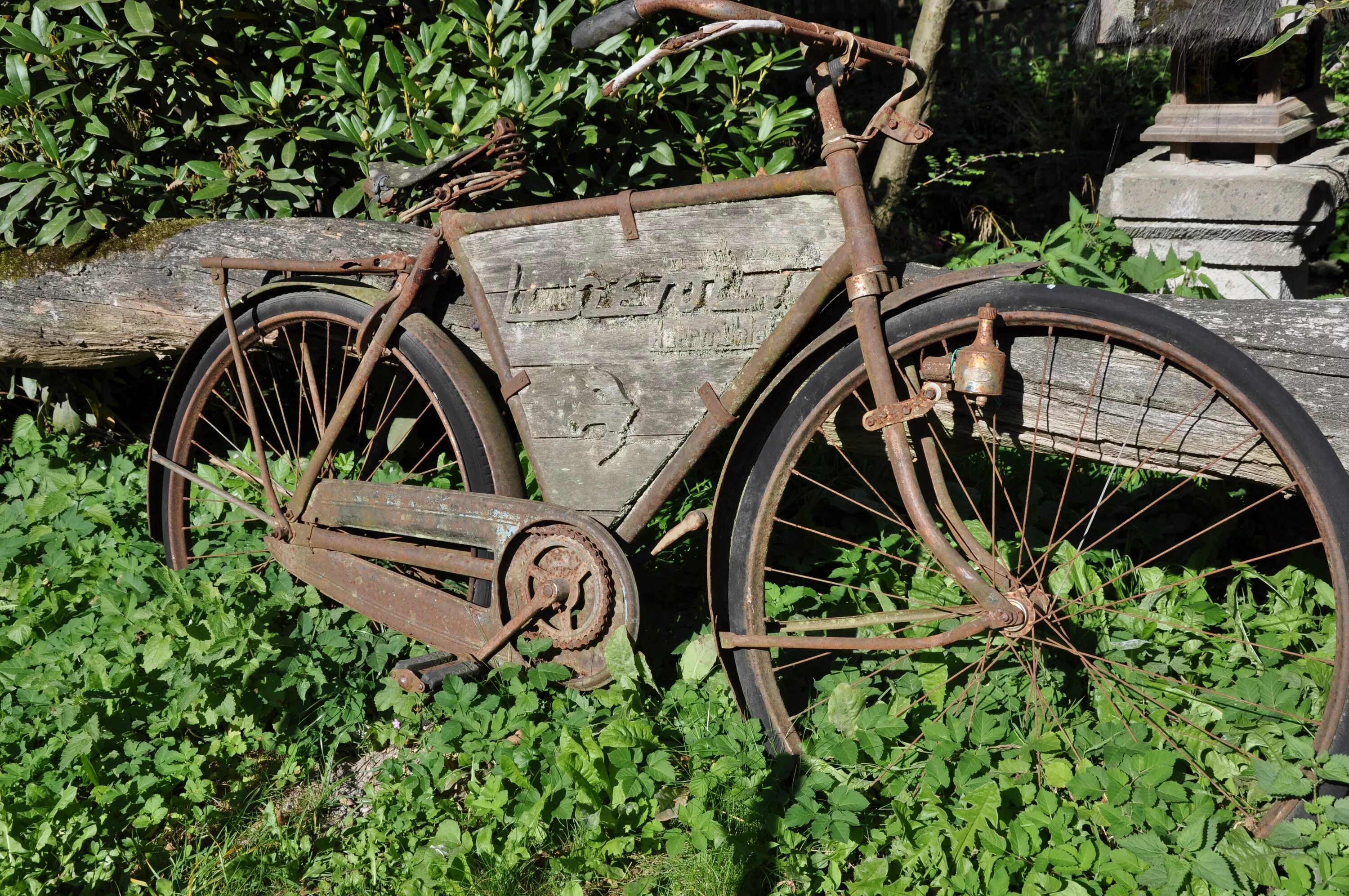 Старинный велосипед. Древние велосипеды. Антикварный велосипед. Старинные немецкие велосипеды.