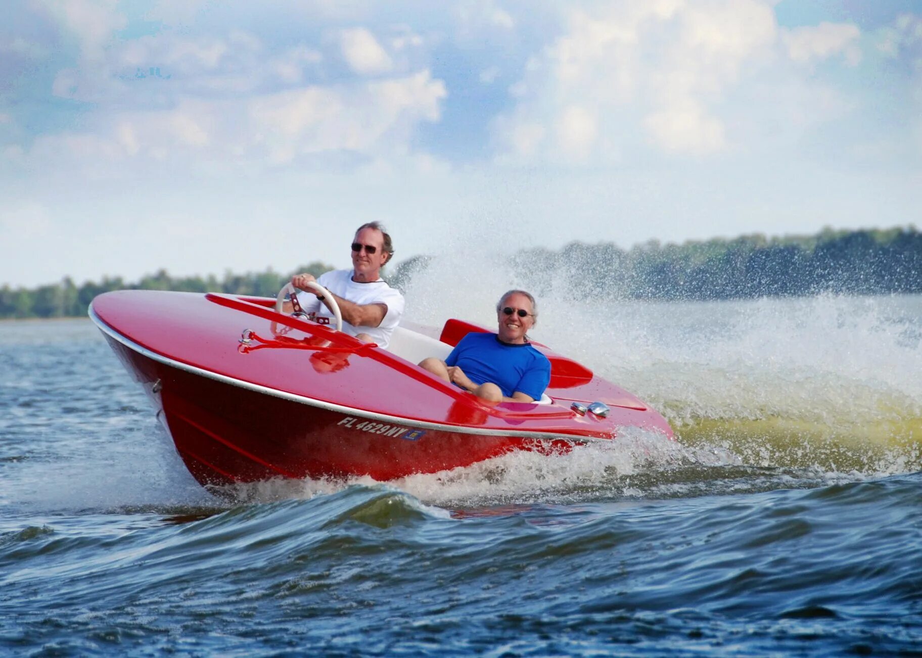 Go boating перевод. Водный катер donzi детский. быстроходный катер байкал. boating. моторная лодка &quot;барракуда&quot; полукаютная.