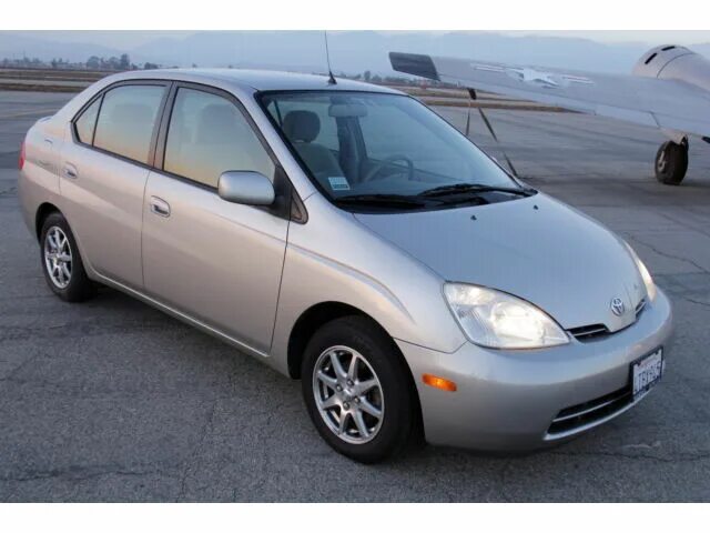 Тойота приус 2001. Тойота приус 11. Toyota prius 2001. Тойота приус 2001. Тойота приус 2001 год.