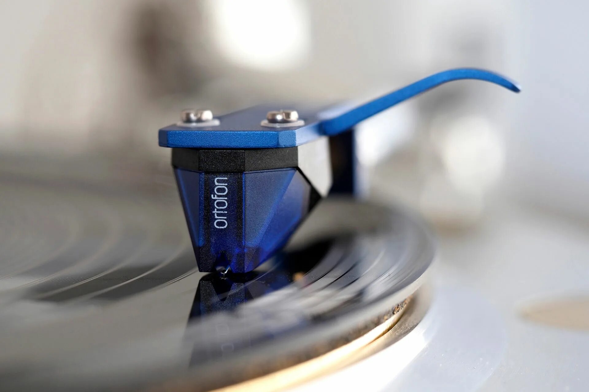 Ortofon 2m Blue Bulk. Ortofon 2m Black LVB 250. Ortofon 2m Bronze. Ortofon 2m Red + Denon. Ortofon 2m blue