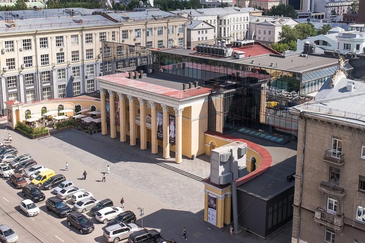 Кинотеатр победа киров. Новосибирск, кинотеатр победа. Кинотеатр победа новосибирск внутри. Город ленинск кузнецкий кинотеатр победа. Кинотеатр победа новосибирск.